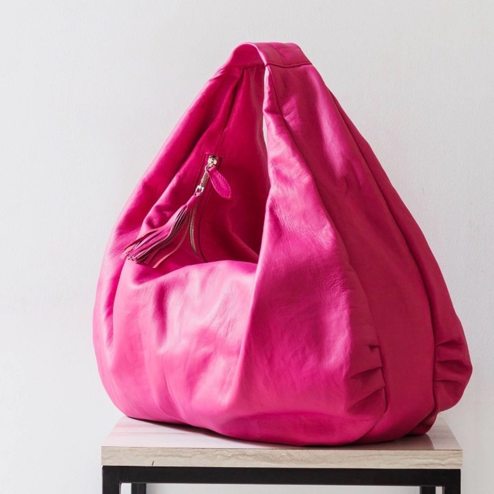 Stylish Pink Hobo Bag - Picture 2 of 3